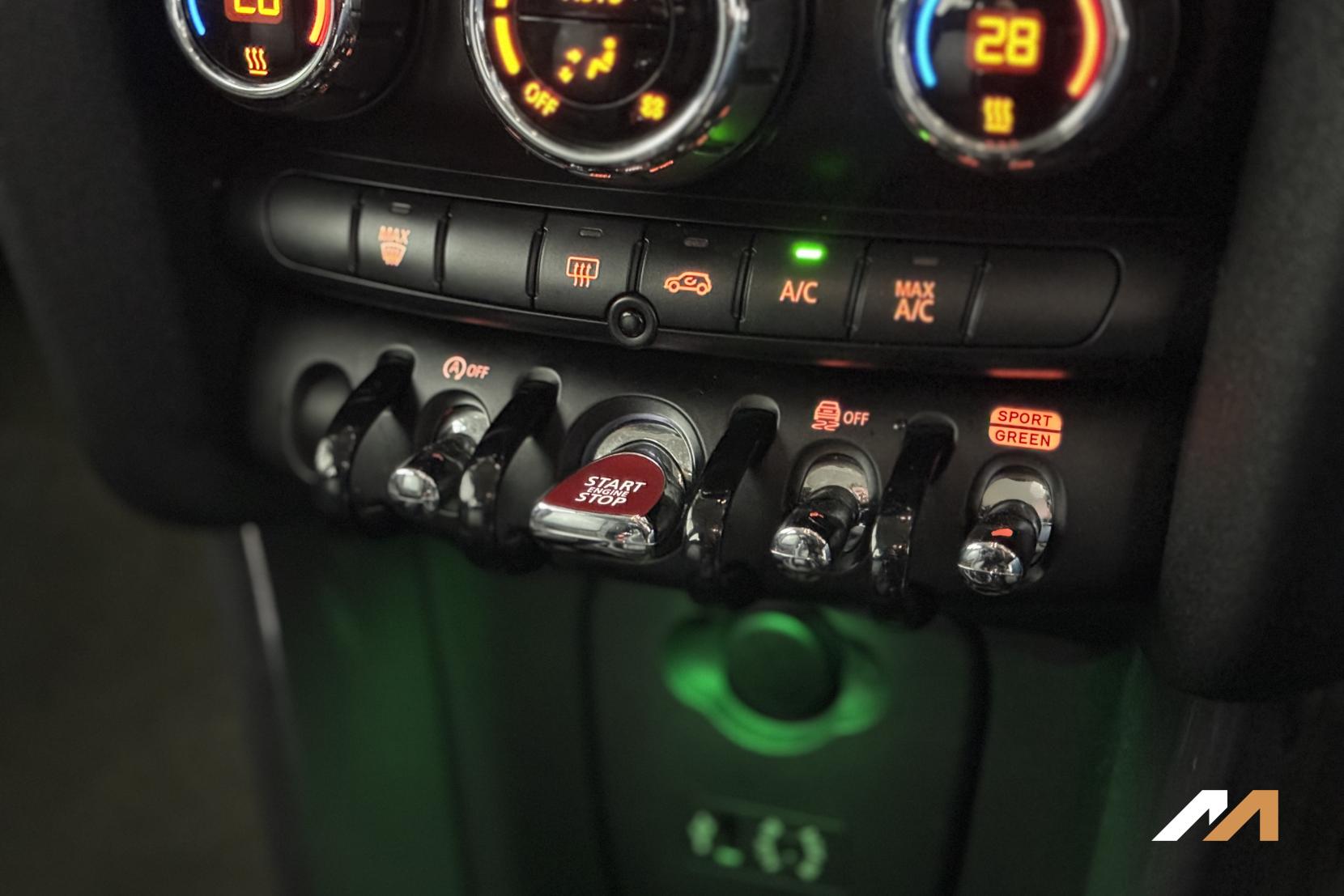 MINI Hatch 1.5 Cooper Hatchback 5dr Petrol Steptronic Euro 6 (s/s) (136 ps)