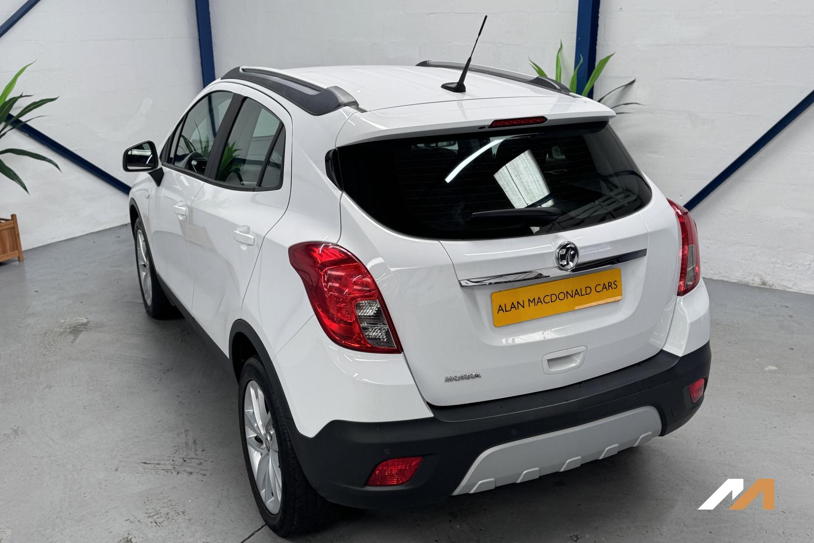 Vauxhall Mokka 1.6i Exclusiv SUV 5dr Petrol Manual 2WD Euro 6 (s/s) (115 ps)