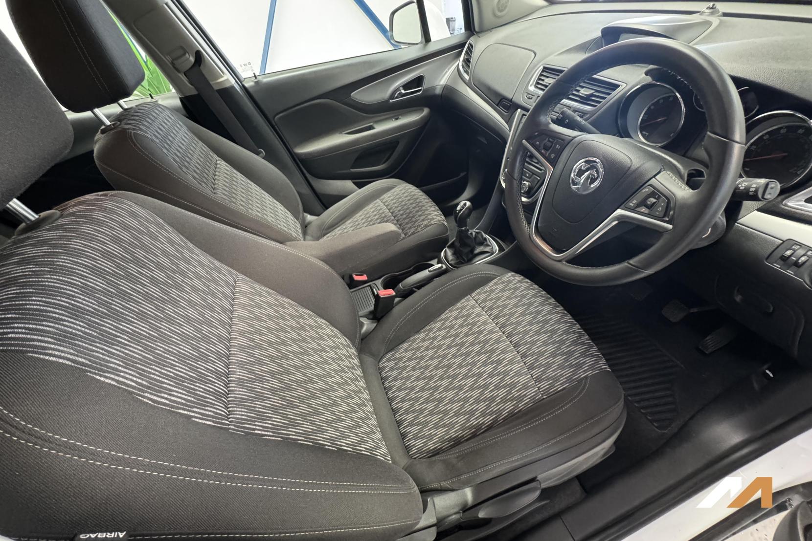Vauxhall Mokka 1.6i Exclusiv SUV 5dr Petrol Manual 2WD Euro 6 (s/s) (115 ps)