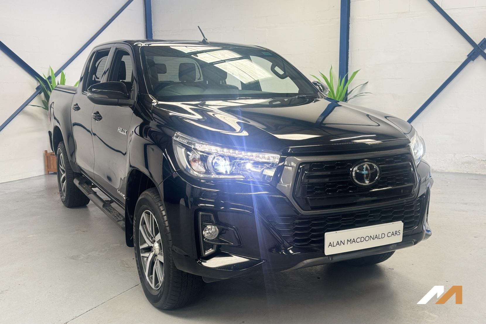 Toyota Hilux 2.4 Invincible X Pickup (2016 - 2020)