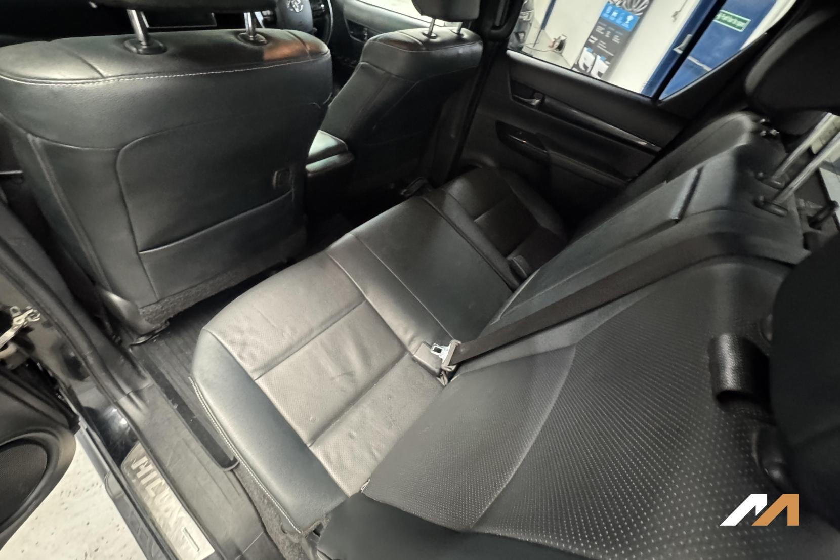 Toyota Hilux 2.4 Invincible X Pickup (2016 - 2020)