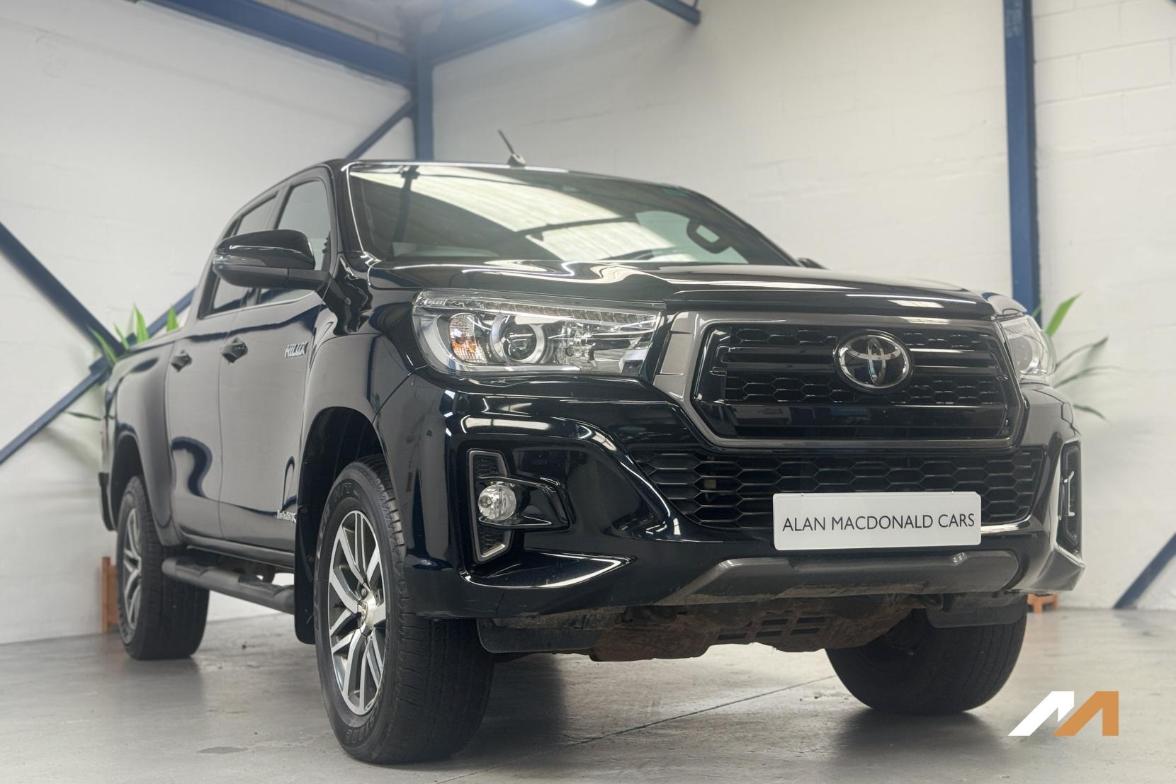 Toyota Hilux 2.4 Invincible X Pickup (2016 - 2020)
