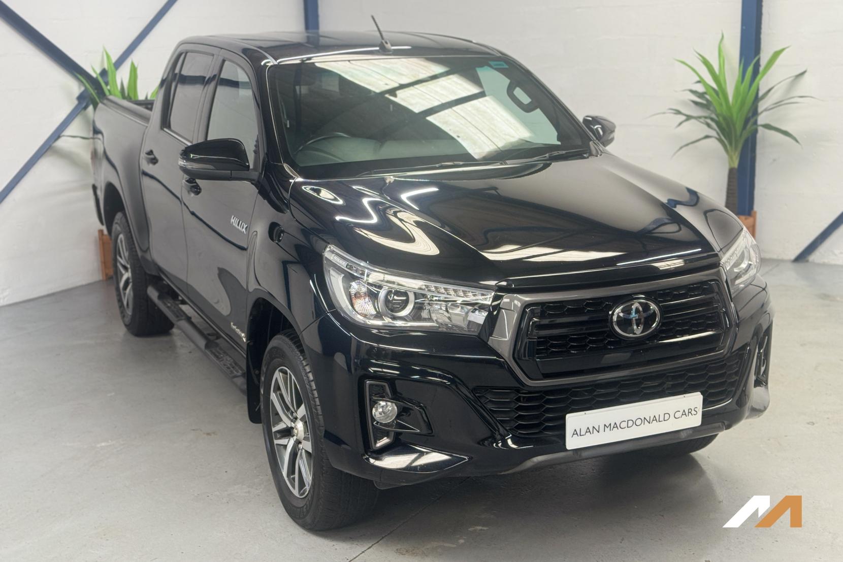 Toyota Hilux 2.4 Invincible X Pickup (2016 - 2020)