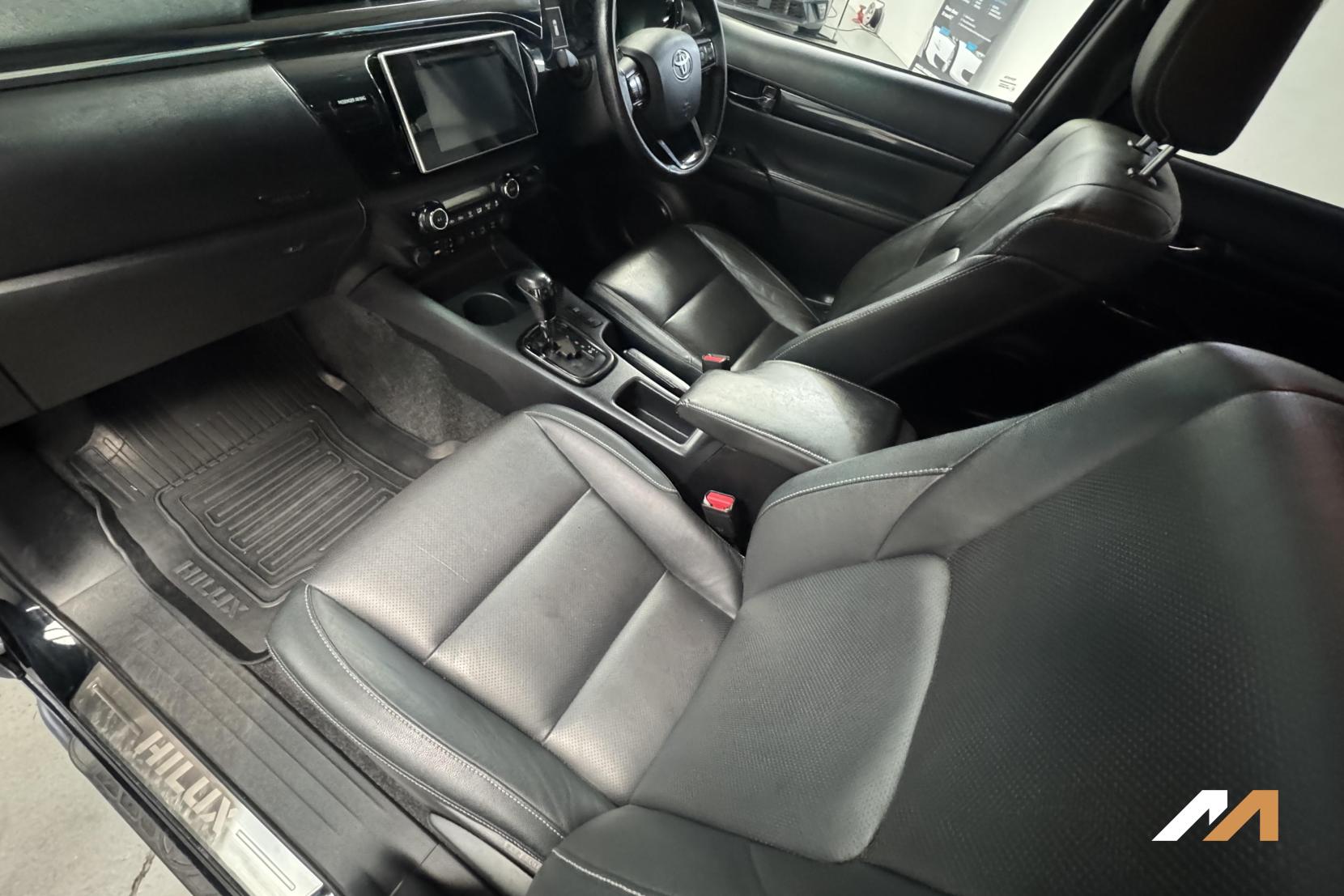 Toyota Hilux 2.4 Invincible X Pickup (2016 - 2020)