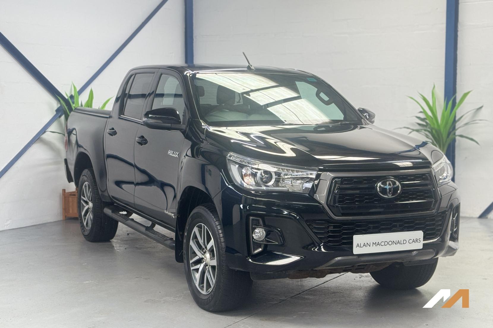Toyota Hilux 2.4 Invincible X Pickup (2016 - 2020)