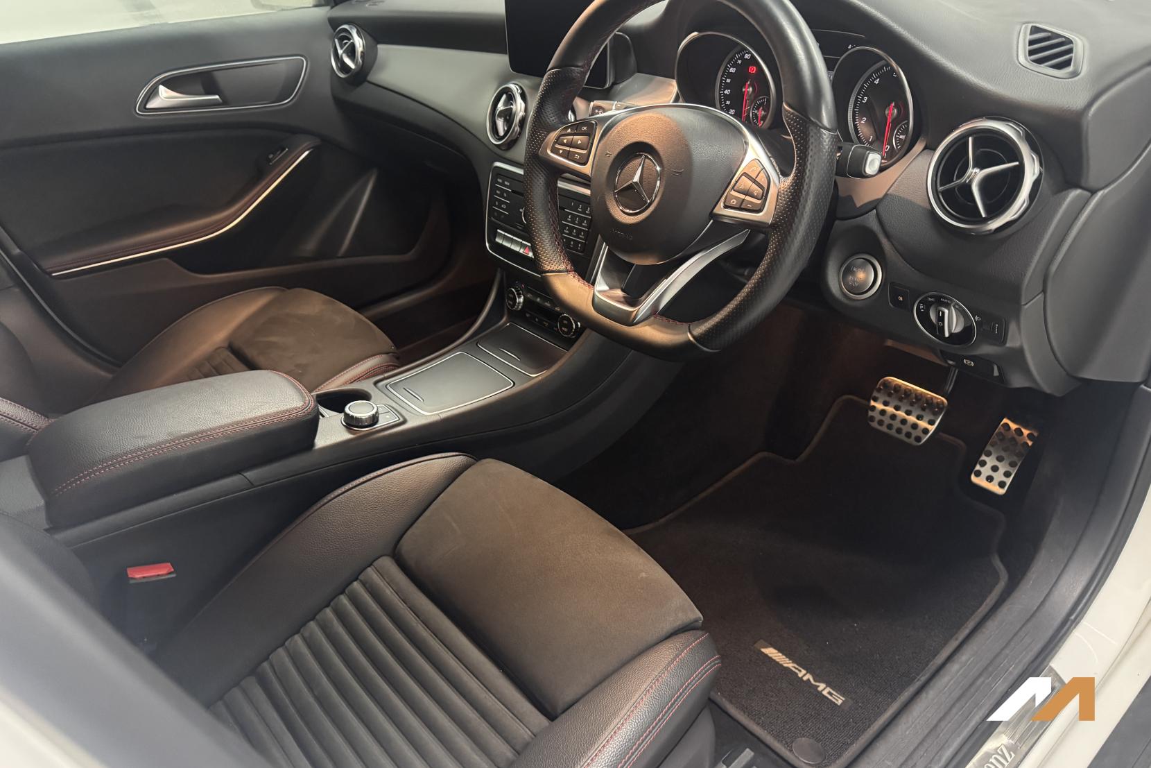 Mercedes-Benz GLA 1.6 GLA200 AMG Line (Executive) SUV 5dr Petrol 7G-DCT Euro 6 (s/s) (156 ps)