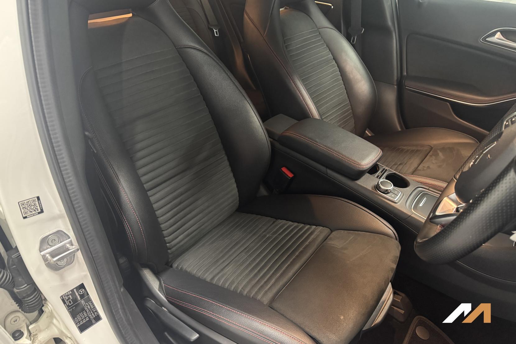 Mercedes-Benz GLA 1.6 GLA200 AMG Line (Executive) SUV 5dr Petrol 7G-DCT Euro 6 (s/s) (156 ps)