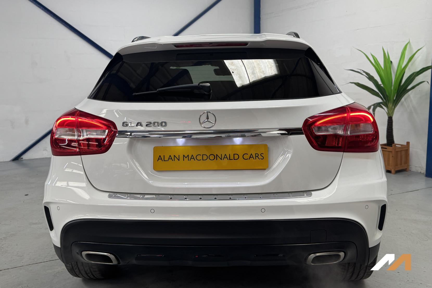 Mercedes-Benz GLA 1.6 GLA200 AMG Line (Executive) SUV 5dr Petrol 7G-DCT Euro 6 (s/s) (156 ps)