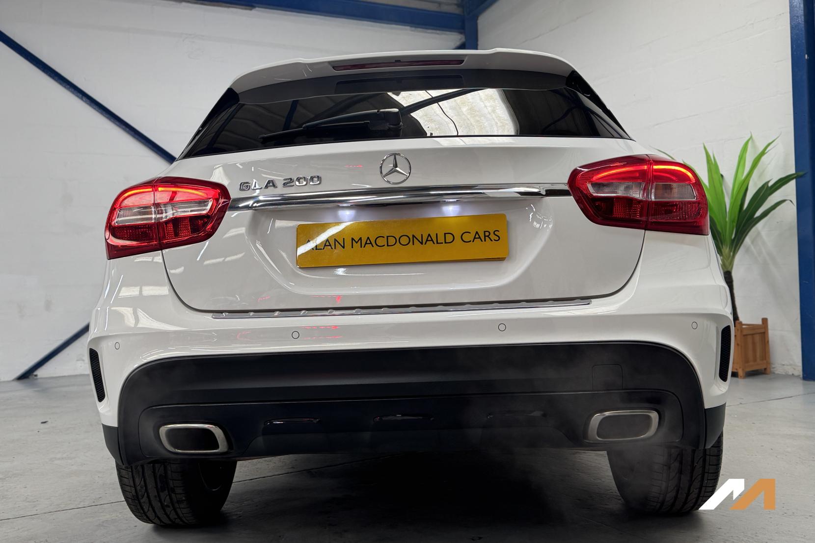 Mercedes-Benz GLA 1.6 GLA200 AMG Line (Executive) SUV 5dr Petrol 7G-DCT Euro 6 (s/s) (156 ps)