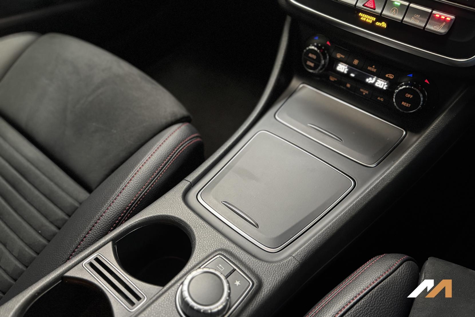 Mercedes-Benz GLA 1.6 GLA200 AMG Line (Executive) SUV 5dr Petrol 7G-DCT Euro 6 (s/s) (156 ps)