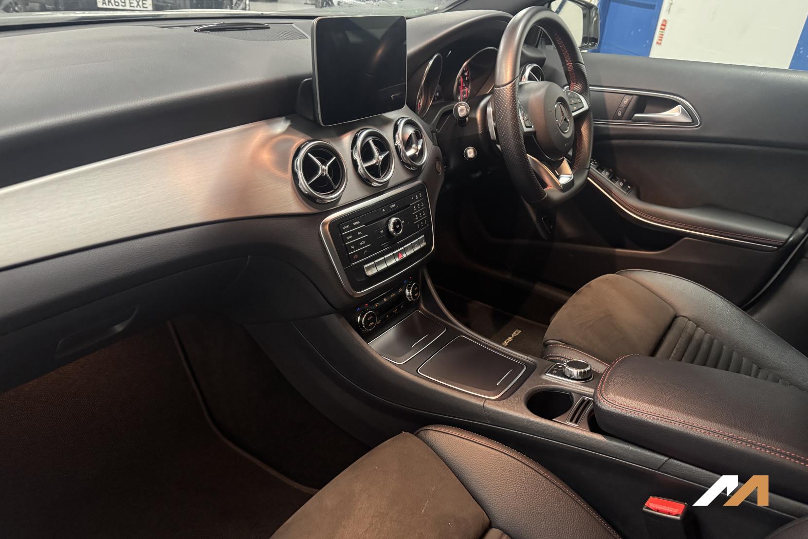 Mercedes-Benz GLA 1.6 GLA200 AMG Line (Executive) SUV 5dr Petrol 7G-DCT Euro 6 (s/s) (156 ps)