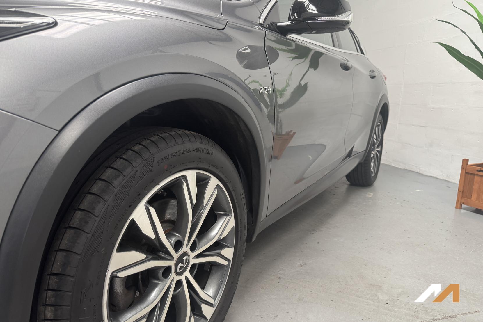 Infiniti QX30 2.2d Premium SUV 5dr Diesel DCT AWD Euro 6 (s/s) (170 ps)