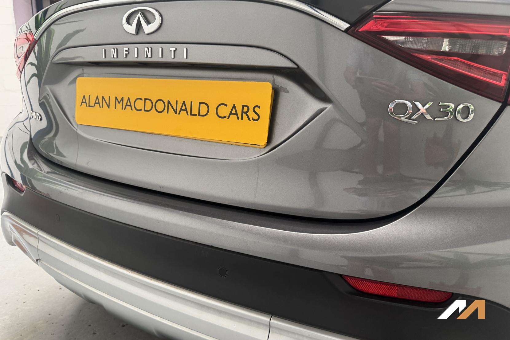 Infiniti QX30 2.2d Premium SUV 5dr Diesel DCT AWD Euro 6 (s/s) (170 ps)