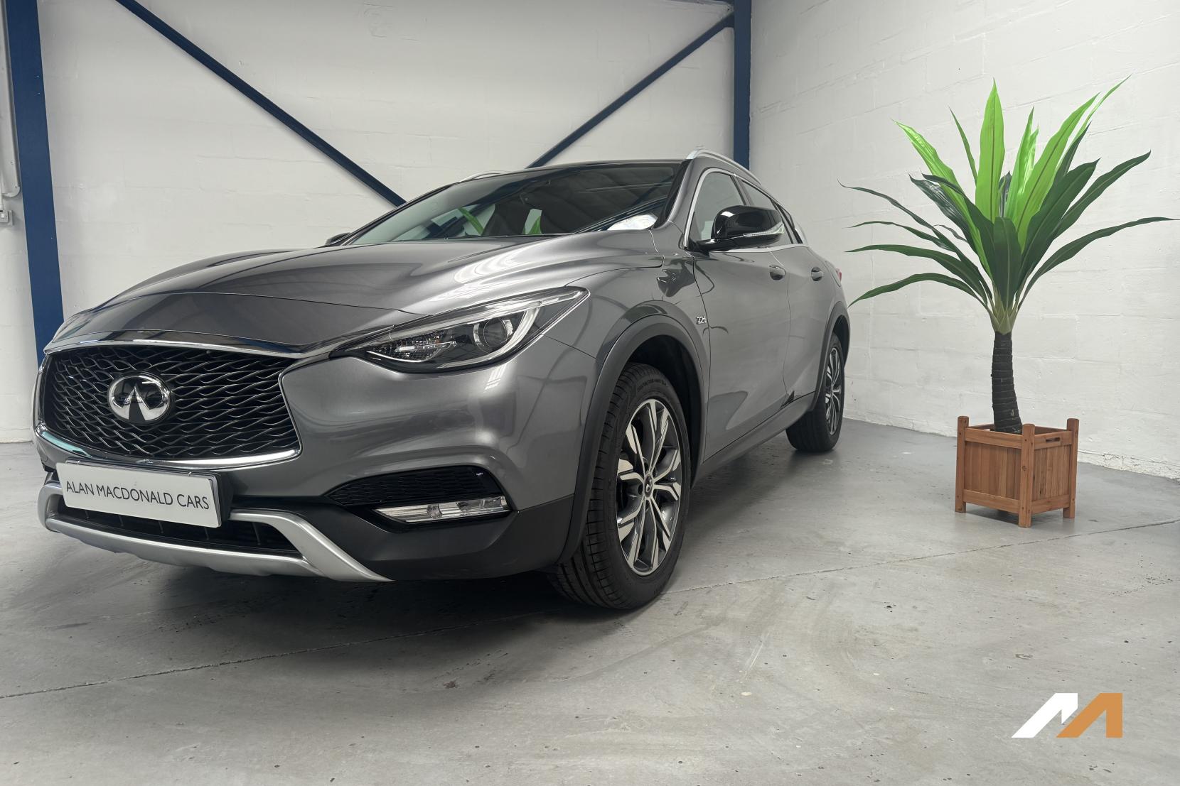 Infiniti QX30 2.2d Premium SUV 5dr Diesel DCT AWD Euro 6 (s/s) (170 ps)