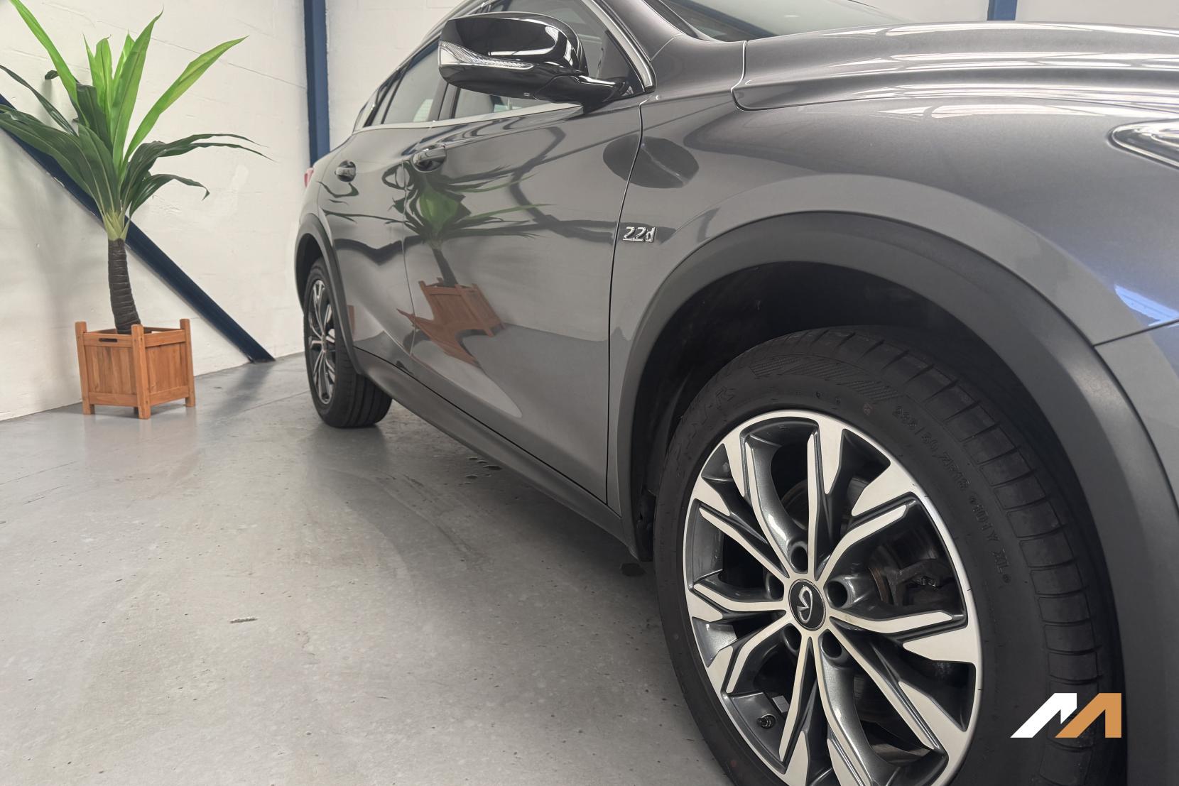Infiniti QX30 2.2d Premium SUV 5dr Diesel DCT AWD Euro 6 (s/s) (170 ps)