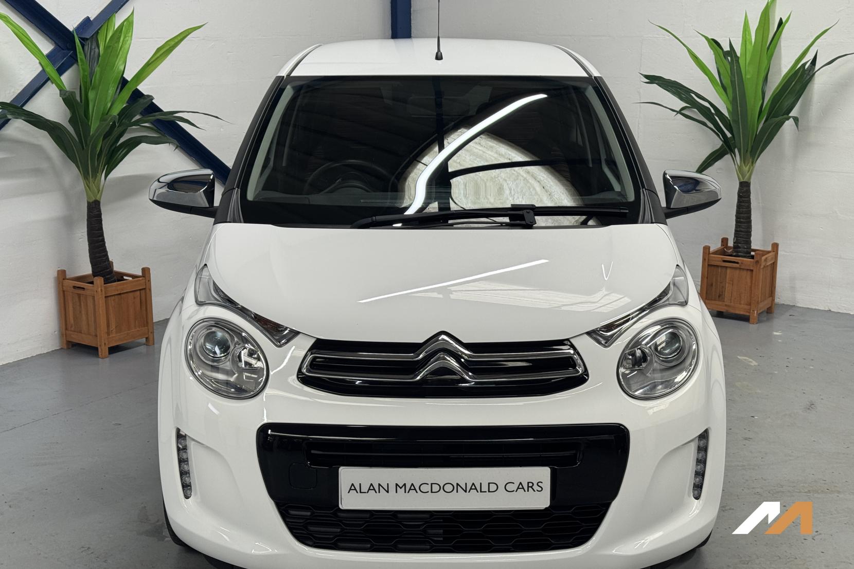 Citroen C1 1.0 VTi Shine Hatchback 5dr Petrol Manual Euro 6 (s/s) (72 ps)