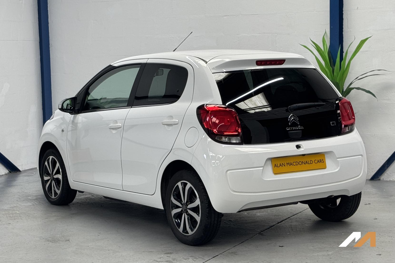 Citroen C1 1.0 VTi Shine Hatchback 5dr Petrol Manual Euro 6 (s/s) (72 ps)