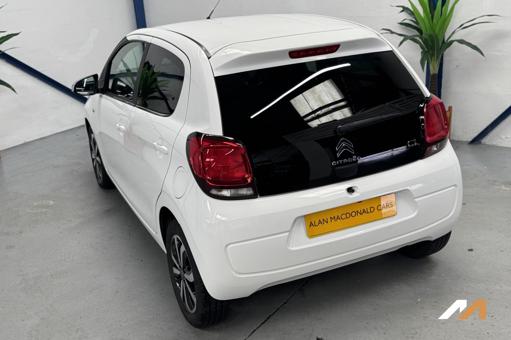 Citroen C1 1.0 VTi Shine Hatchback 5dr Petrol Manual Euro 6 (s/s) (72 ps)