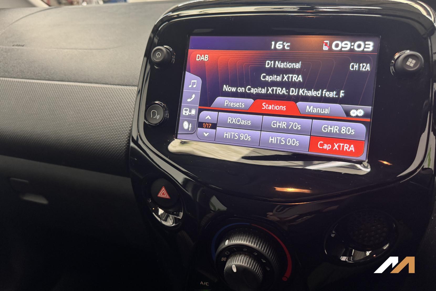 Citroen C1 1.0 VTi Shine Hatchback 5dr Petrol Manual Euro 6 (s/s) (72 ps)