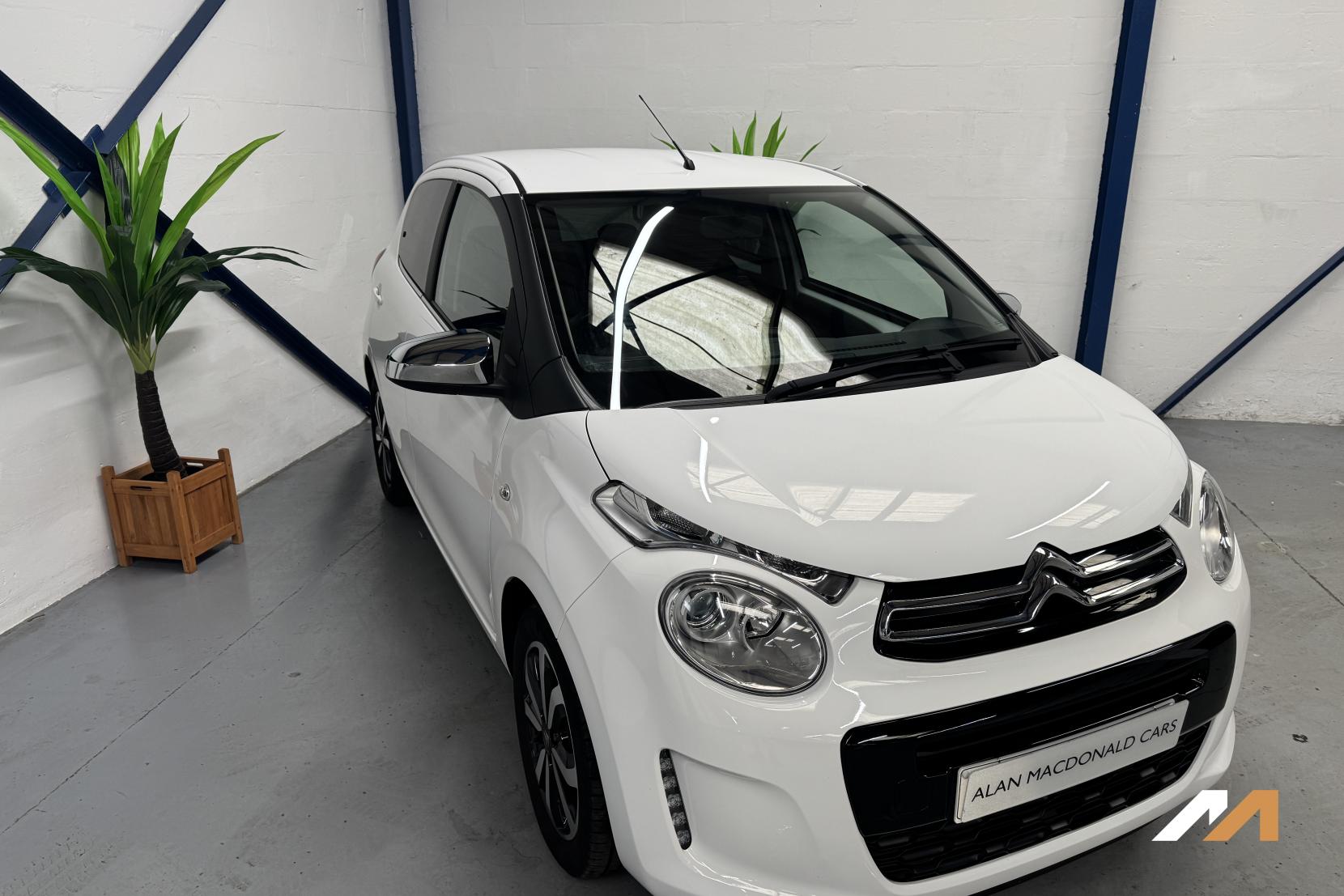 Citroen C1 1.0 VTi Shine Hatchback 5dr Petrol Manual Euro 6 (s/s) (72 ps)