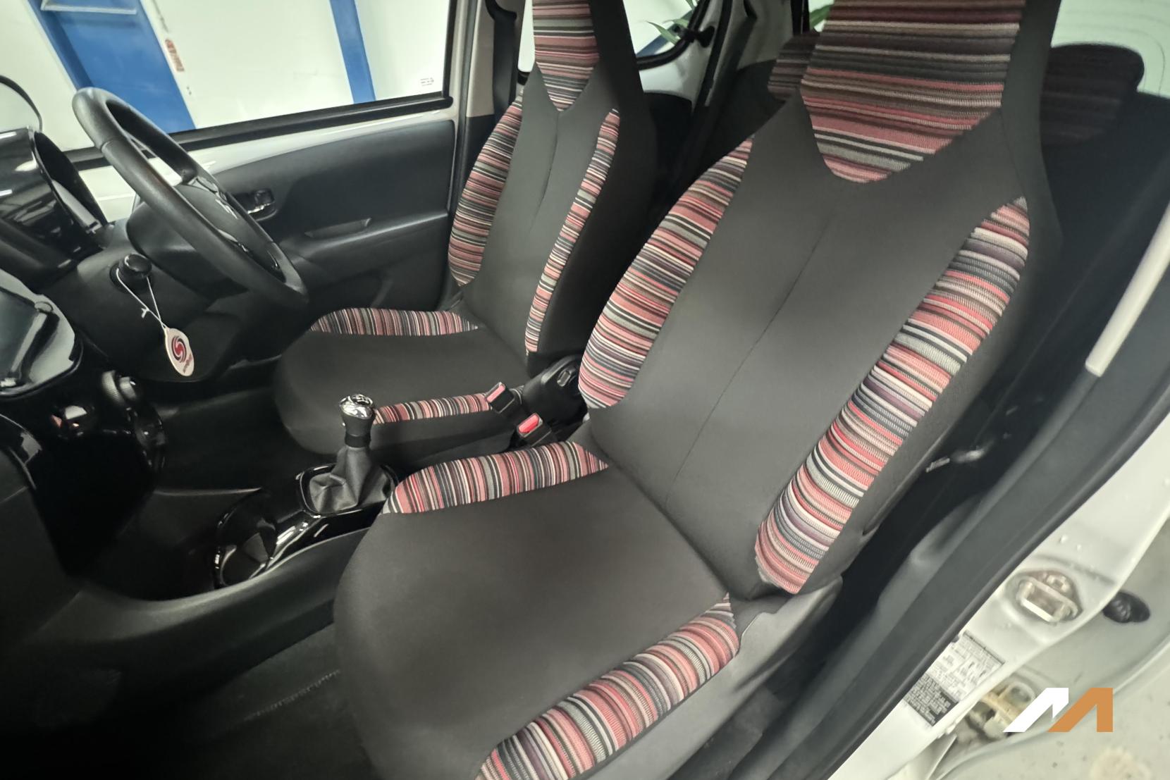 Citroen C1 1.0 VTi Shine Hatchback 5dr Petrol Manual Euro 6 (s/s) (72 ps)