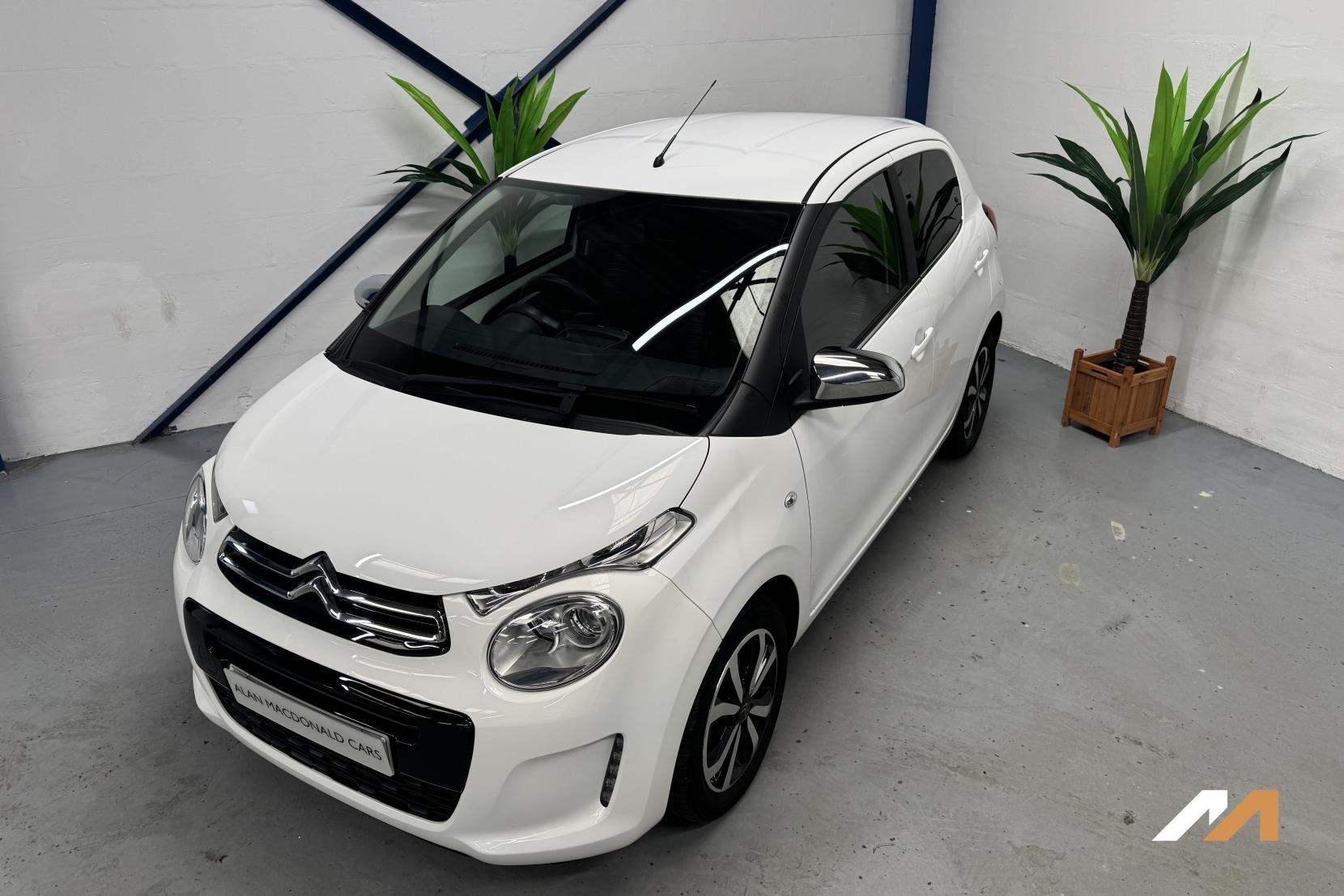 Citroen C1 1.0 VTi Shine Hatchback 5dr Petrol Manual Euro 6 (s/s) (72 ps)