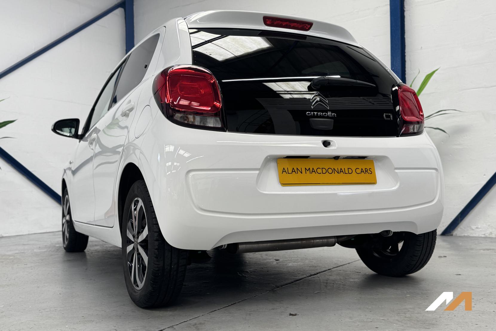 Citroen C1 1.0 VTi Shine Hatchback 5dr Petrol Manual Euro 6 (s/s) (72 ps)