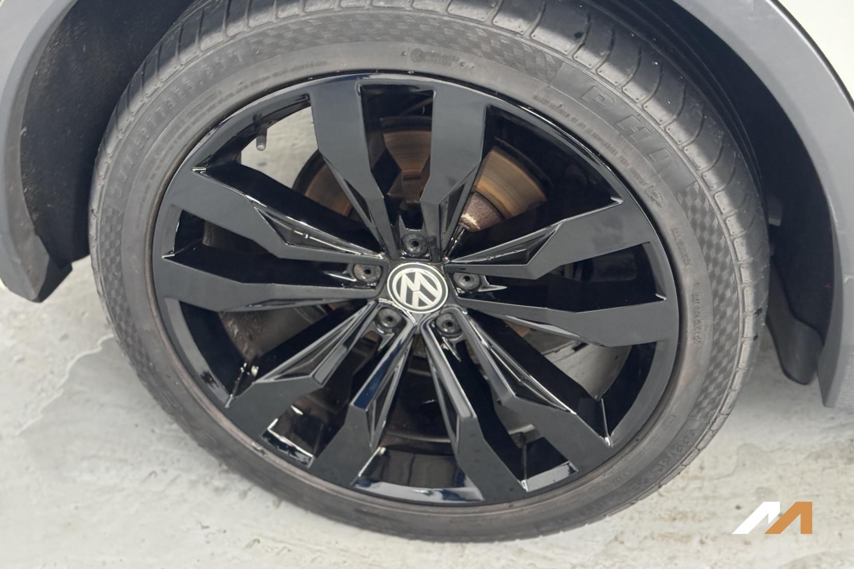 Volkswagen Tiguan 2.0 TSI R-Line SUV 5dr Petrol DSG 4Motion Euro 6 (s/s) (180 ps)