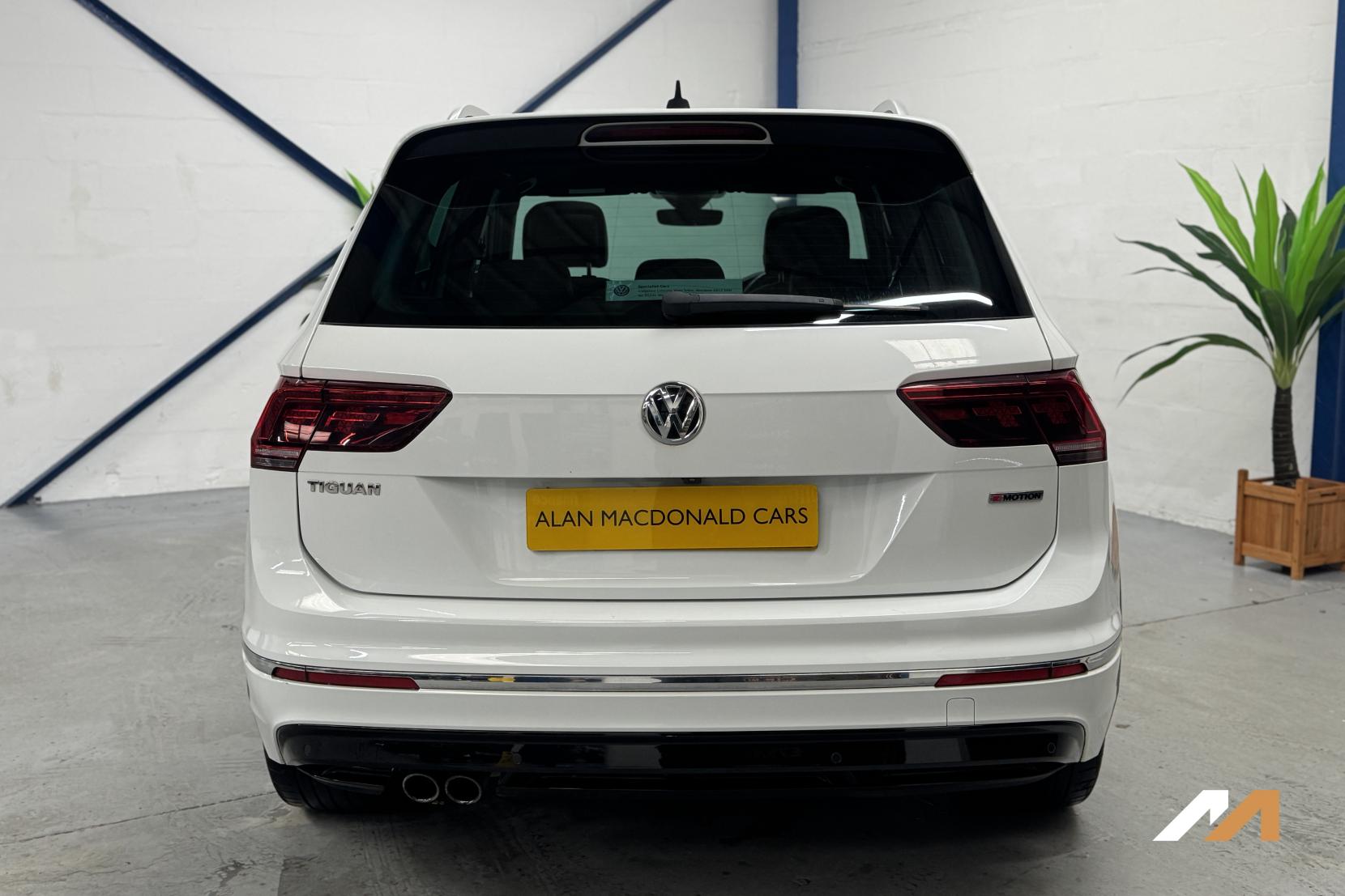 Volkswagen Tiguan 2.0 TSI R-Line SUV 5dr Petrol DSG 4Motion Euro 6 (s/s) (180 ps)