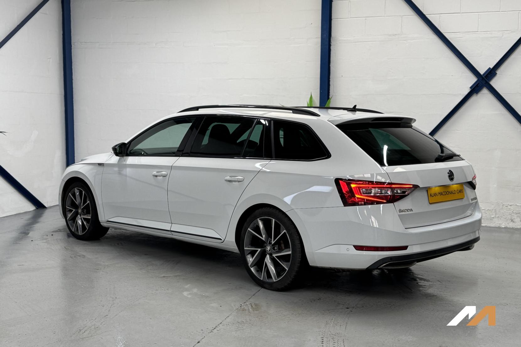 Skoda Superb 1.4 TSI ACT SportLine Estate 5dr Petrol DSG Euro 6 (s/s) (150 ps)