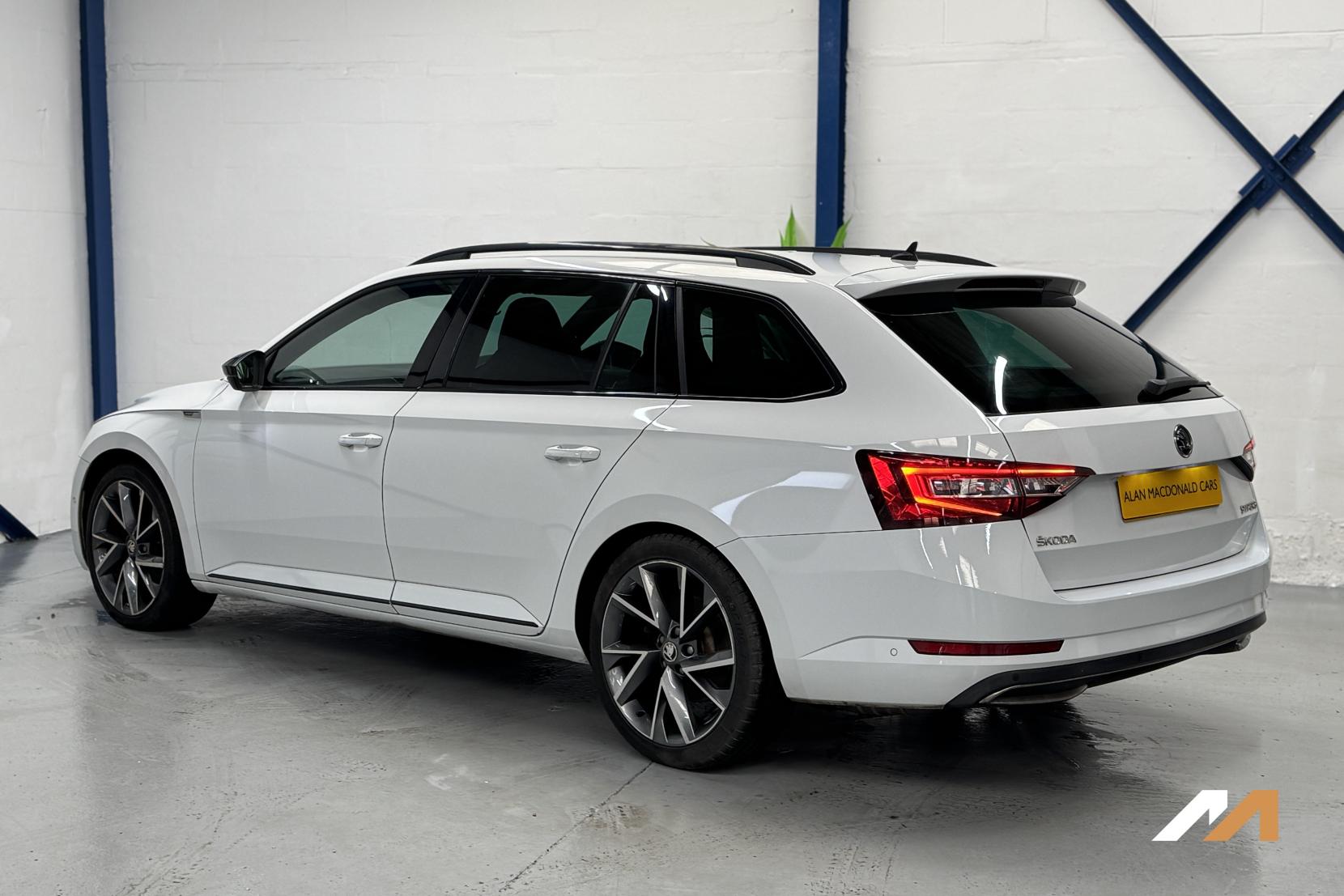 Skoda Superb 1.4 TSI ACT SportLine Estate 5dr Petrol DSG Euro 6 (s/s) (150 ps)