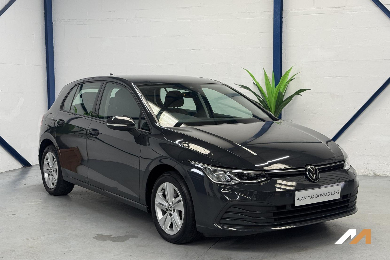 Volkswagen Golf 1.5 eTSI MHEV Life Hatchback 5dr Petrol Hybrid DSG Euro 6 (s/s) (150 ps)