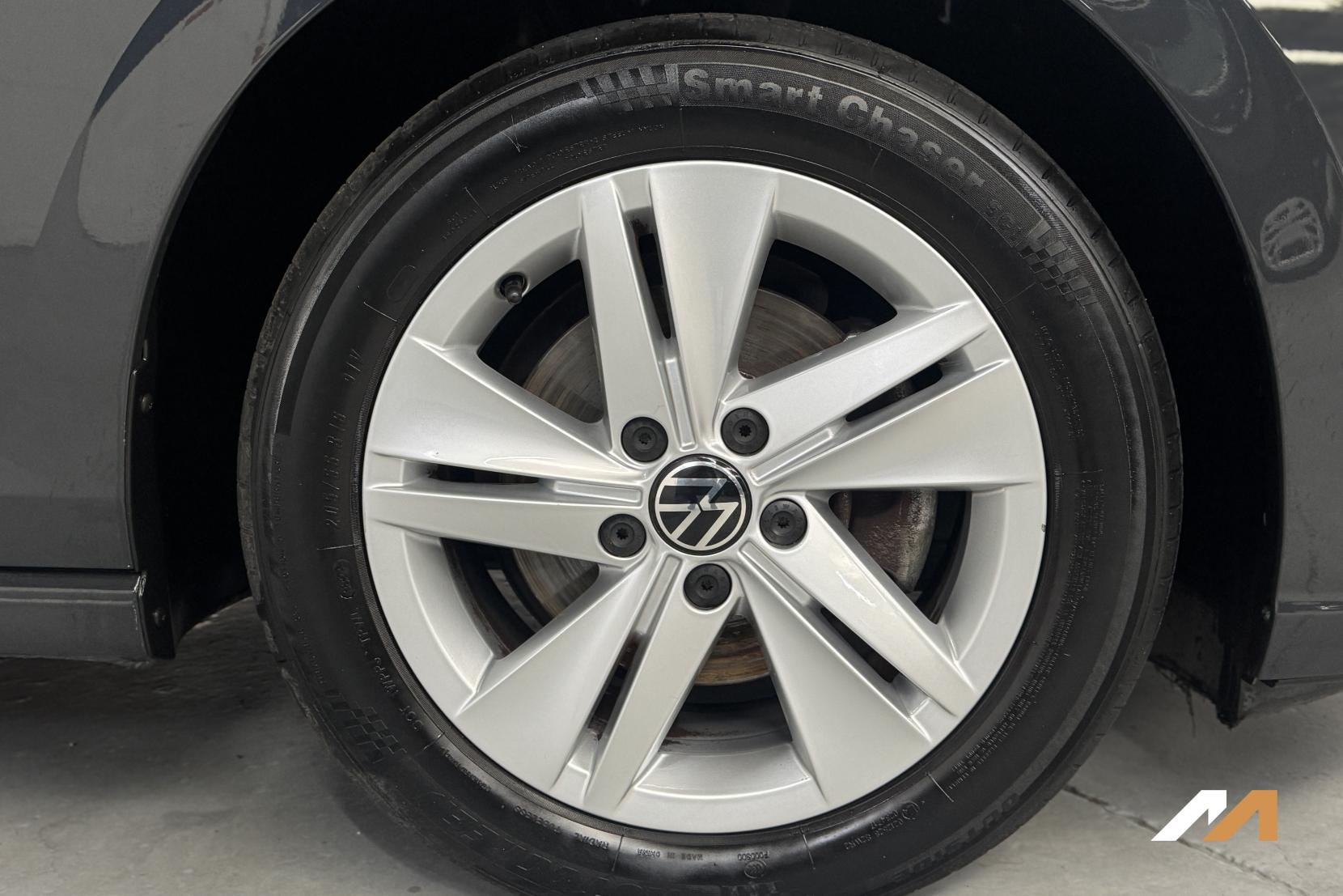 Volkswagen Golf 1.5 eTSI MHEV Life Hatchback 5dr Petrol Hybrid DSG Euro 6 (s/s) (150 ps)