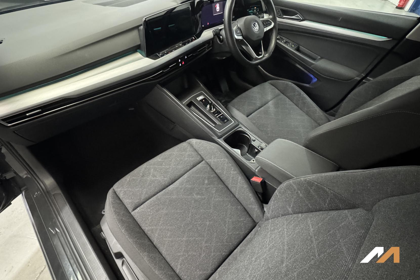 Volkswagen Golf 1.5 eTSI MHEV Life Hatchback 5dr Petrol Hybrid DSG Euro 6 (s/s) (150 ps)