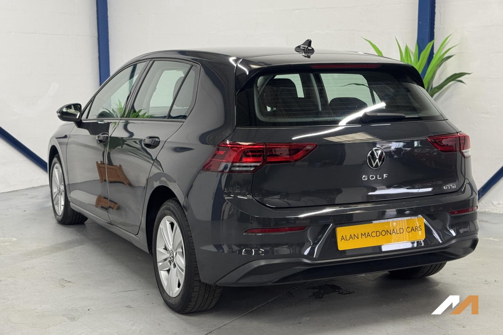 Volkswagen Golf 1.5 eTSI MHEV Life Hatchback 5dr Petrol Hybrid DSG Euro 6 (s/s) (150 ps)