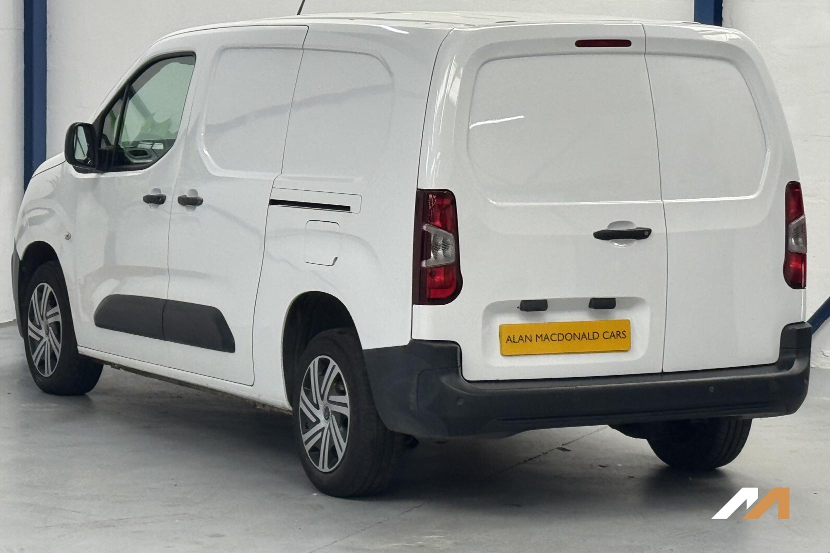 Citroen Berlingo 1.5 BlueHDi 950 Enterprise XL Panel Van 6dr Diesel Manual LWB Euro 6 (s/s) (100 ps)