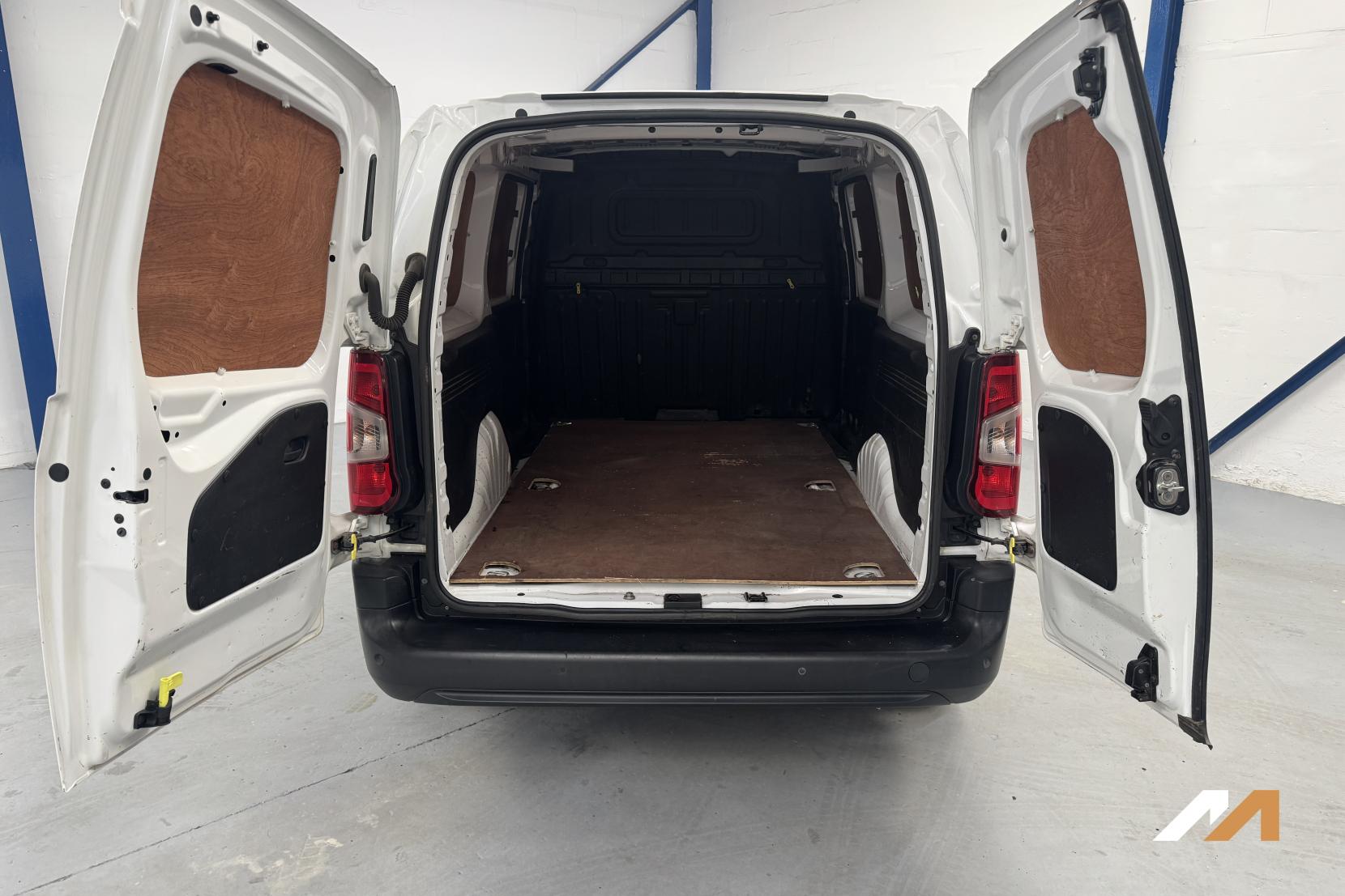 Citroen Berlingo 1.5 BlueHDi 950 Enterprise XL Panel Van 6dr Diesel Manual LWB Euro 6 (s/s) (100 ps)