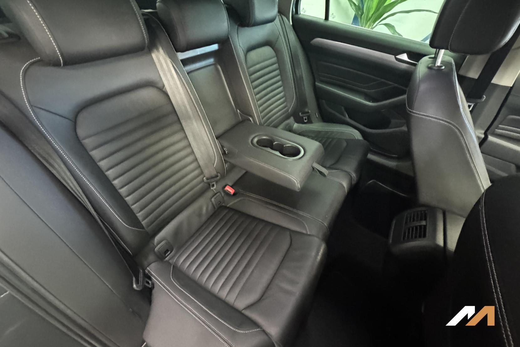Volkswagen Passat 1.5 TSI EVO SEL Estate 5dr Petrol Manual Euro 6 (s/s) (150 ps)